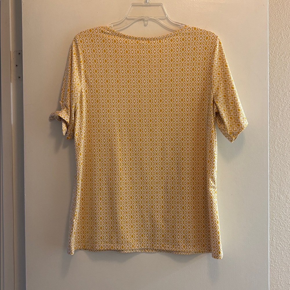 Yellow Diamond Pattern Tee - Picture 4 of 4